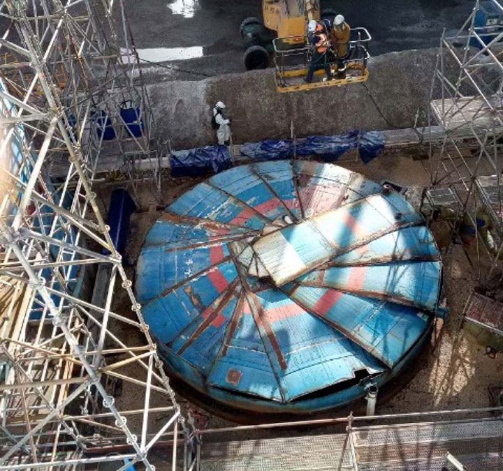 Destruction d’une cuve de 9m de haut sur un site industriel